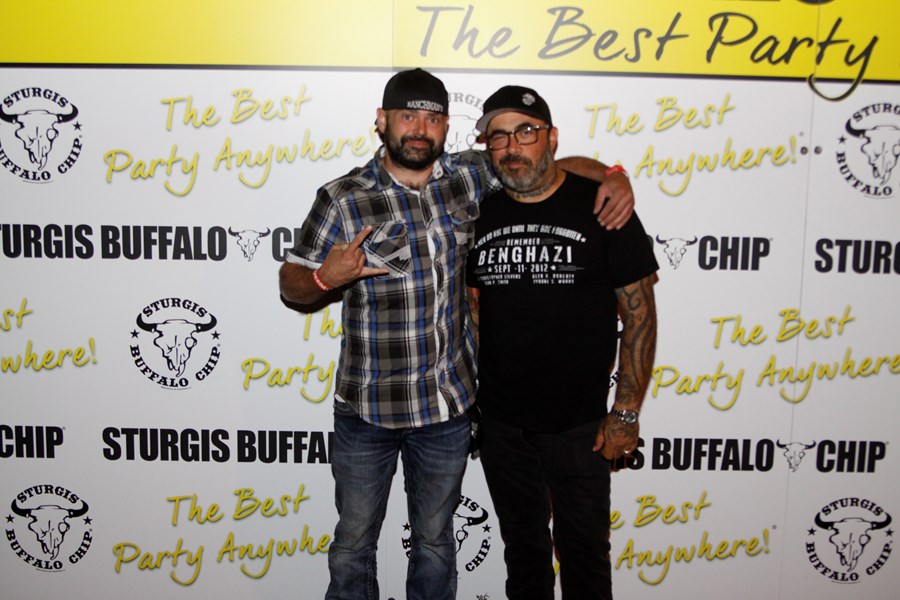 View photos from the 2018 Meet-n-Greet Aaron-Lewis Photo Gallery